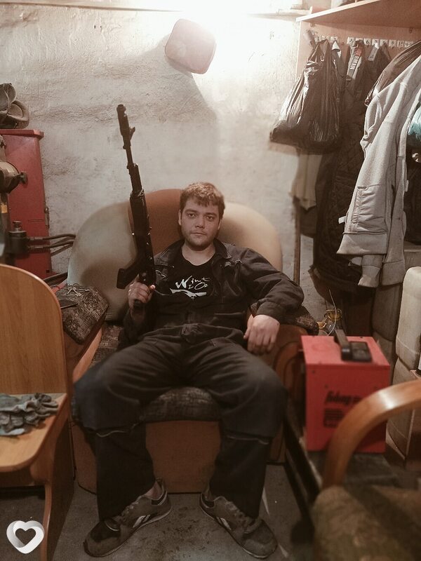 Толя
