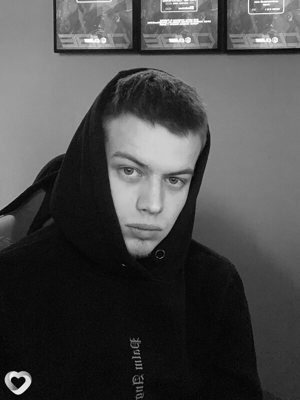 Михаил