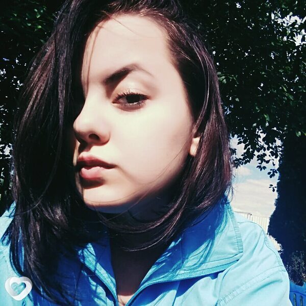 Аня
