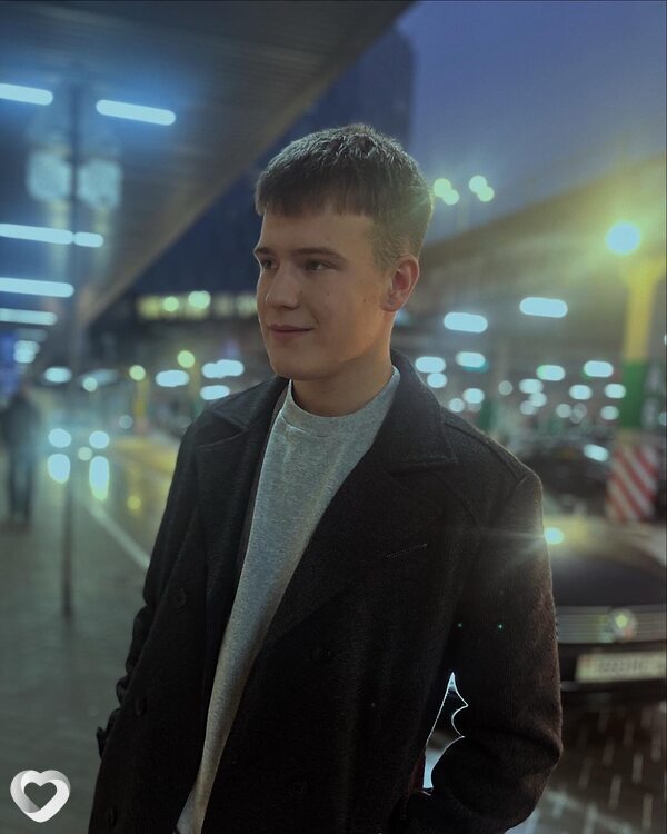 Александр