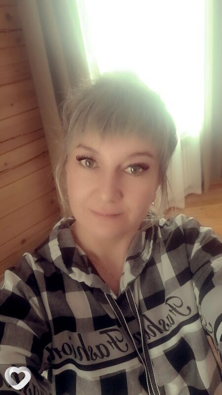 Аня