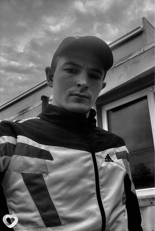 Геннадий