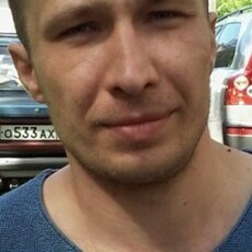 Артём