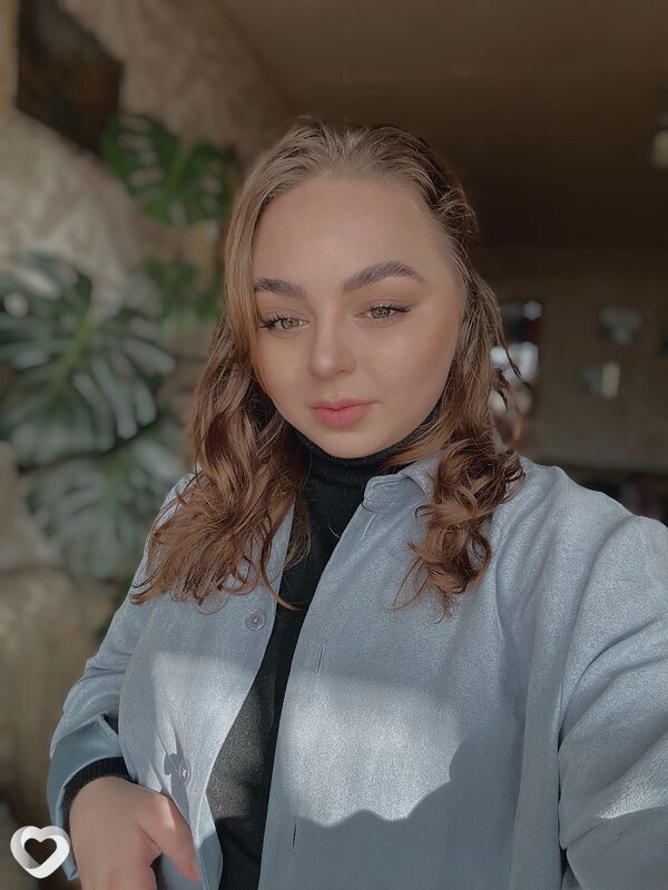 Аня