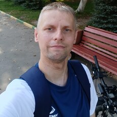 Валя