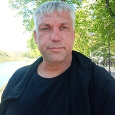 Артём