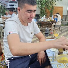 Артём