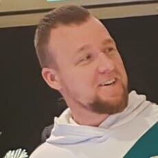 Лёня
