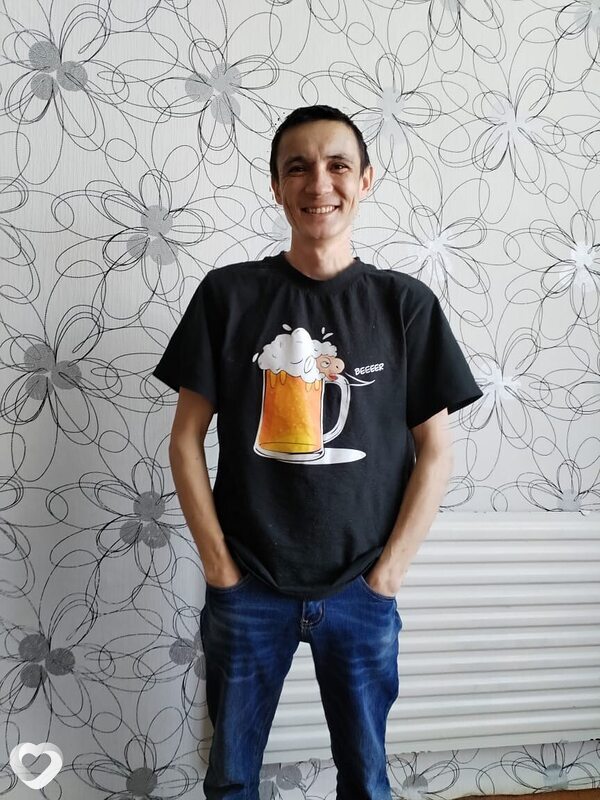 Артём