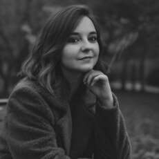 Мила