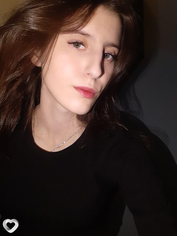Полина