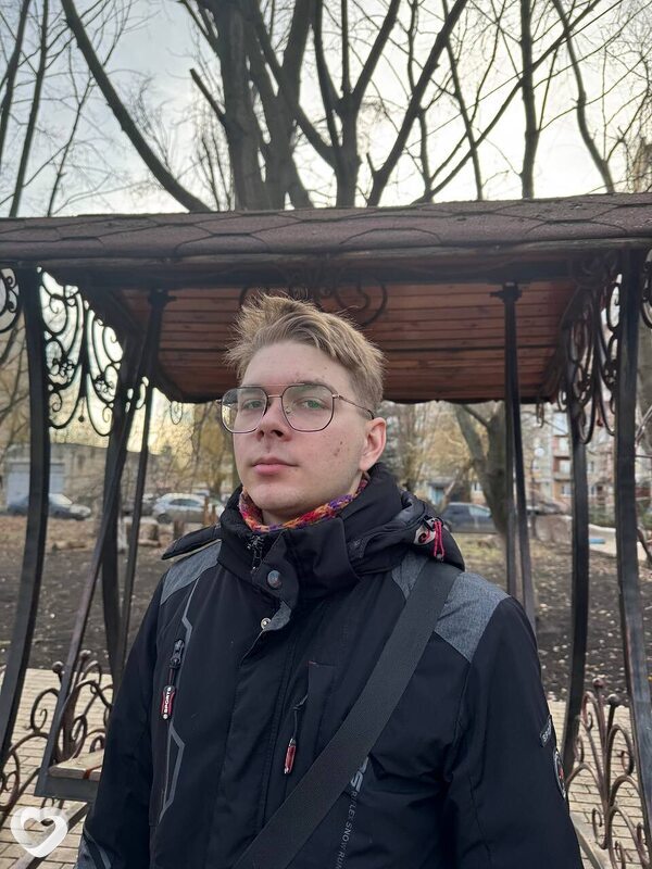 Максим