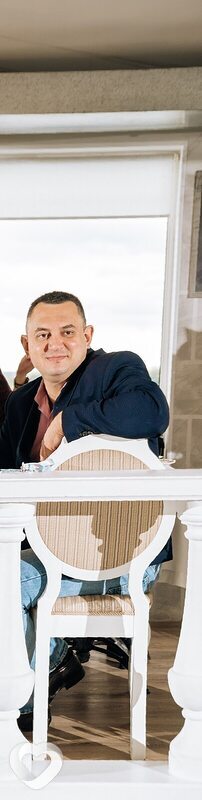 Лев