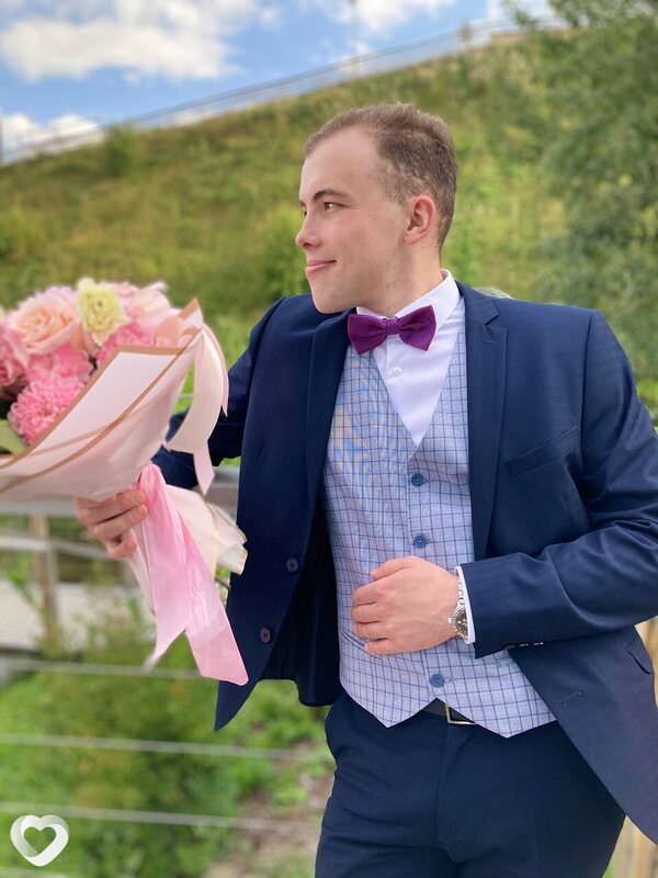 Виктор