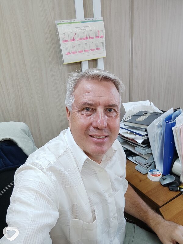 Виктор