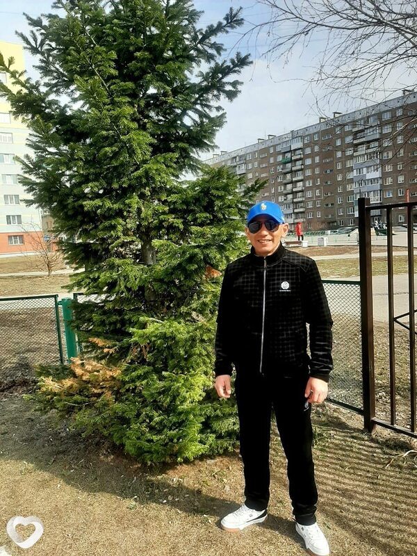Толя