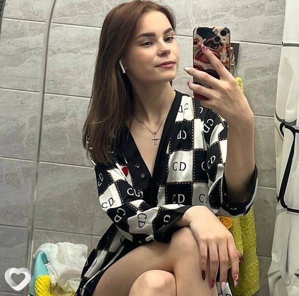 Полина