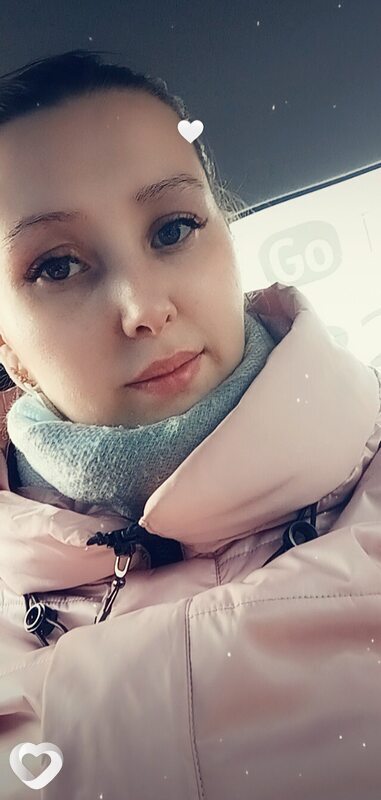Оля
