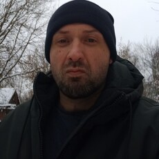 Артём
