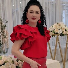 Валя