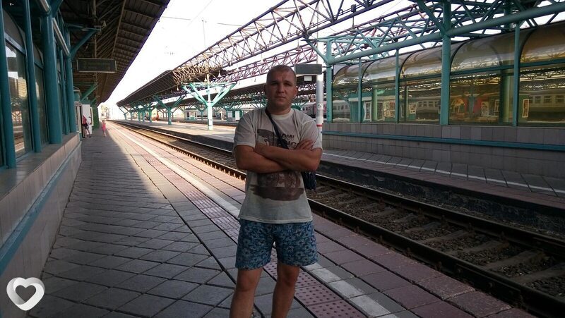 Толя