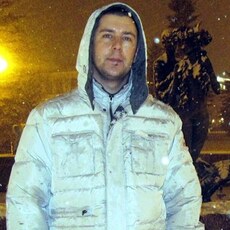 Артём