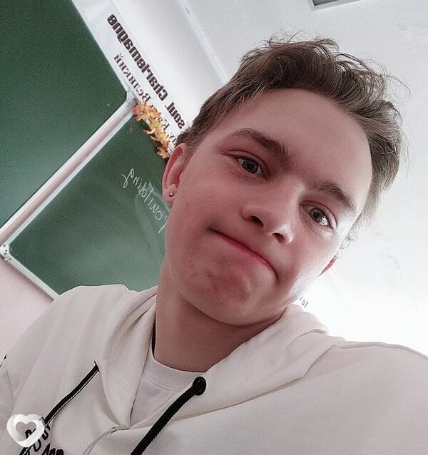 Толя