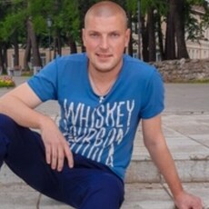 Валя
