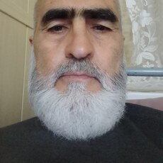 Максим