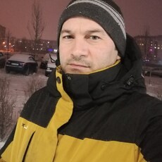 Артём