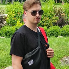 Лёня