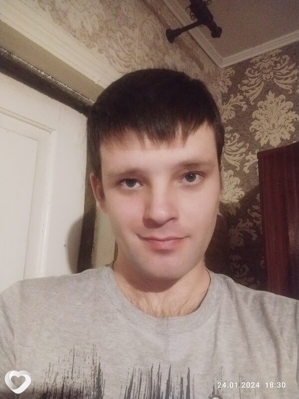 Артём