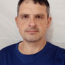 Артём