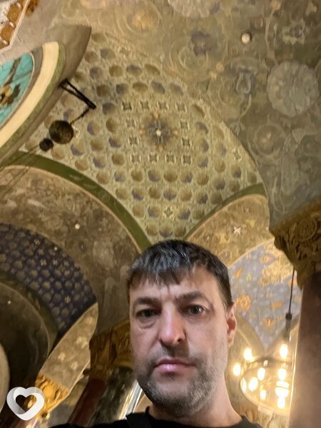 Виктор