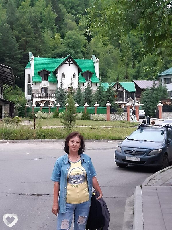Ева
