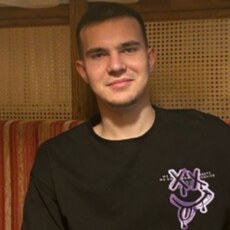 Максим