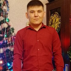 Толя