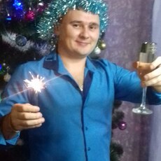 Артём