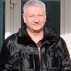 Виктор