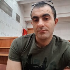 Лаврик