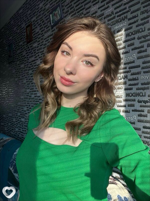 Ева