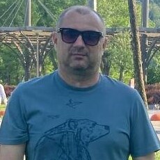 Виктор