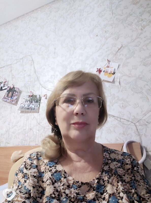 Аня