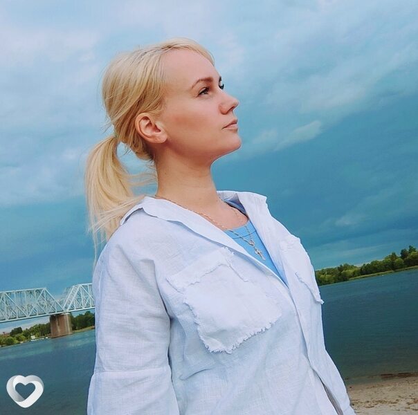 Женя