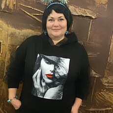Оля