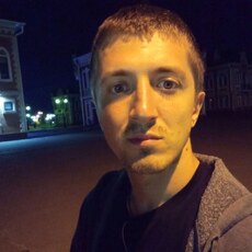 Артём