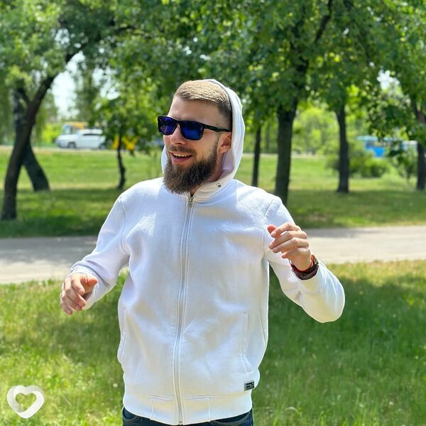 Денис