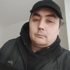 Лёва
