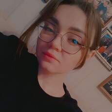 Оля