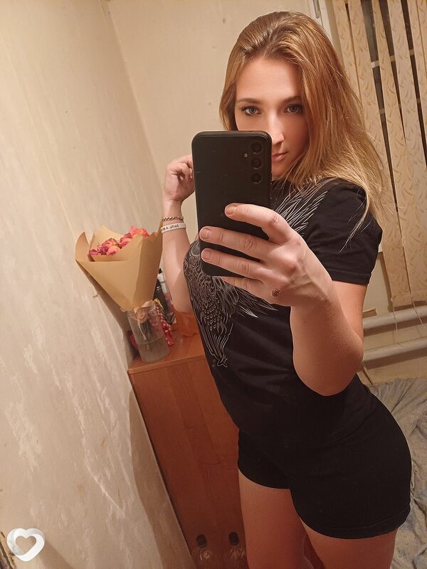 Ева